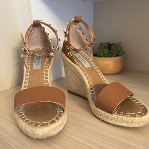 Steven By Steve Madden Tan Wedges with Gold Studs